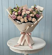 Букет цветов из:  Розы и Лизиантусы в Алексеевском Ставропольского края