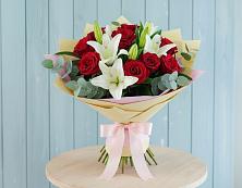 Букет цветов из:  Лилии и Розы в Алексеевском Ставропольского края