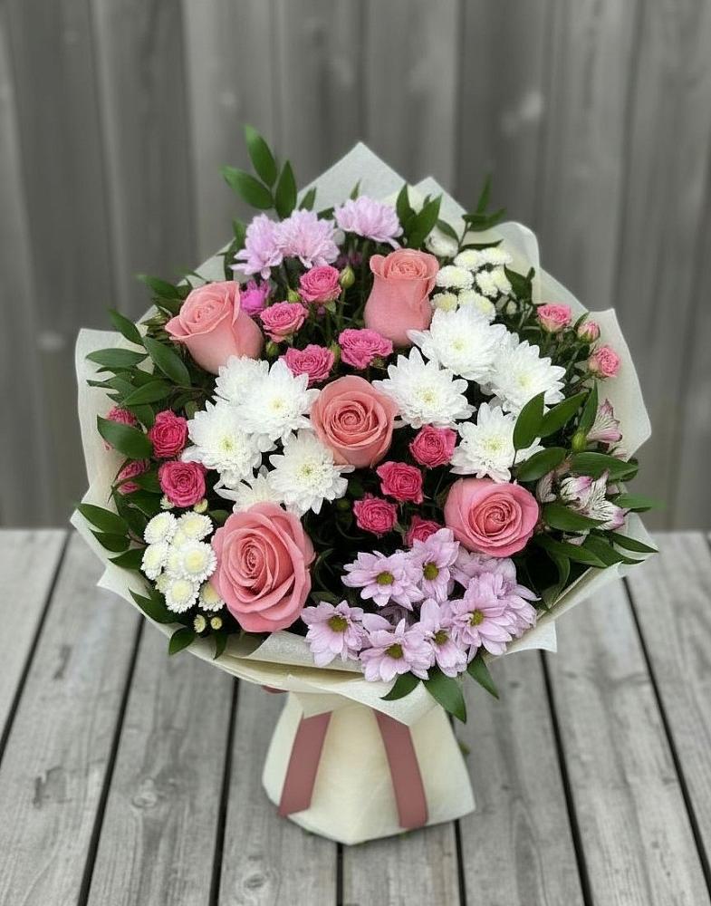 Букет цветов из: Альстромерии, Гвоздики, Розы и Хризантемы в Алексеевском Ставропольского края