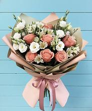 Букет цветов из:  Розы, Альстромерии и Лизиантусы #REPLACE_PRED# Алексеевском Ставропольского края