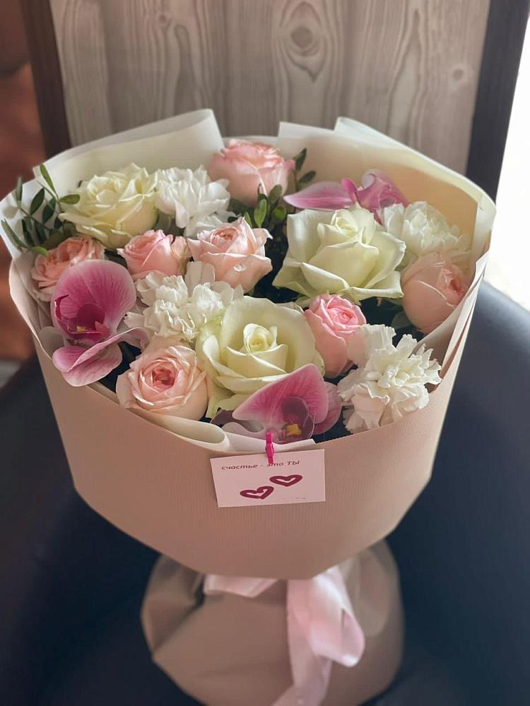 Букет цветов из: Орхидеи, Розы и Гвоздики в Алексеевском Ставропольского края