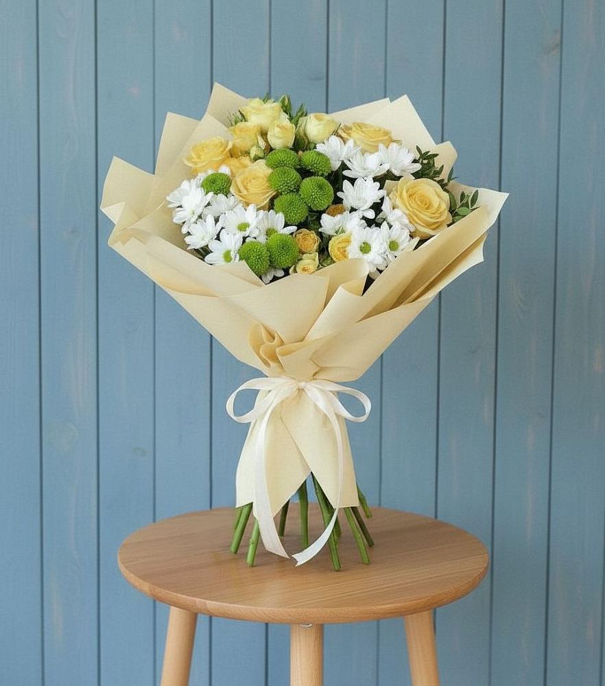 Букет цветов из: Хризантемы и Розы в Алексеевском Ставропольского края