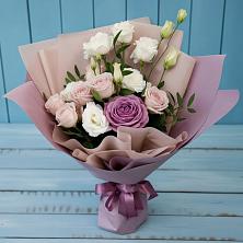 Букет цветов из:  Розы и Лизиантусы в Алексеевском Ставропольского края