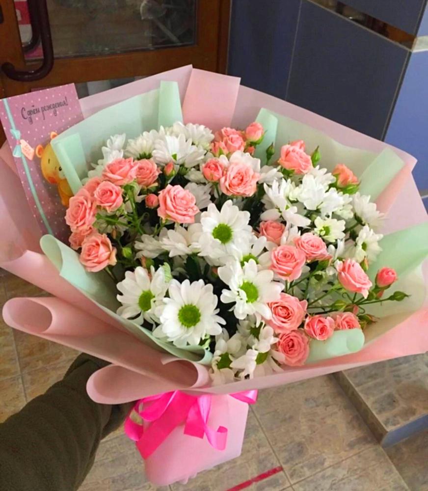 Букет цветов из: Розы и Хризантемы в Алексеевском Ставропольского края