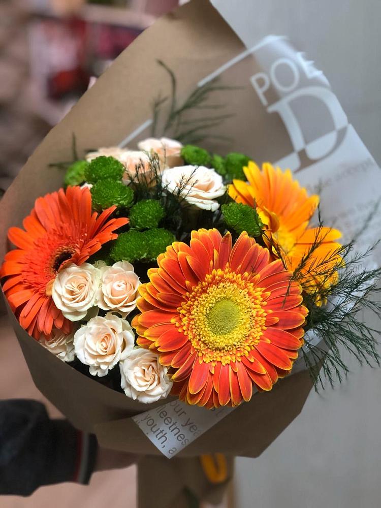 Букет цветов из: Герберы, Хризантемы и Розы в Алексеевском Ставропольского края