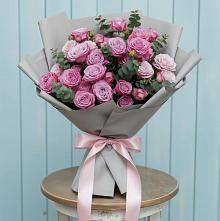 Букет цветов из:  Розы в Алексеевском Ставропольского края